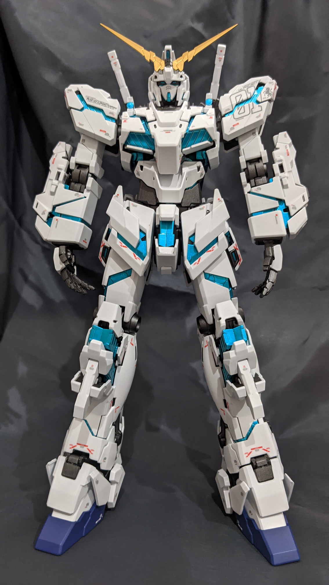 【再入荷新作】MG1/100 ユニコーンガンダム 塗装済 機動戦士ガンダムUC（ユニコーン）